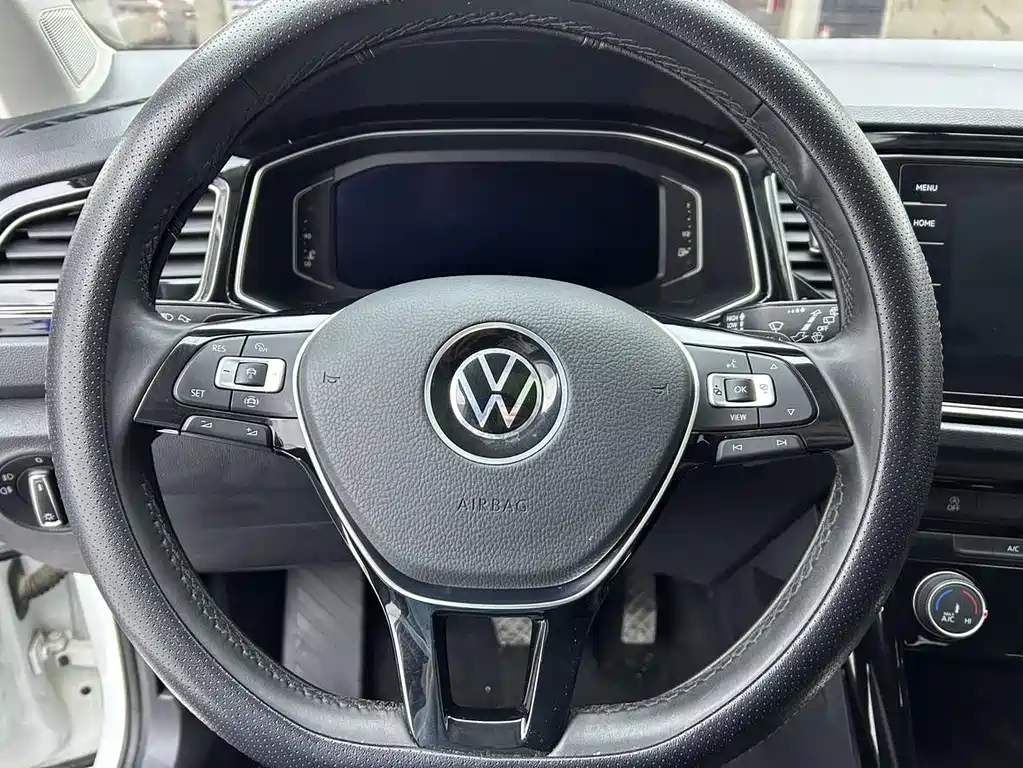 T-ROC 280 TSI DSG 2 WD Comfort Connected 30 Anniversary