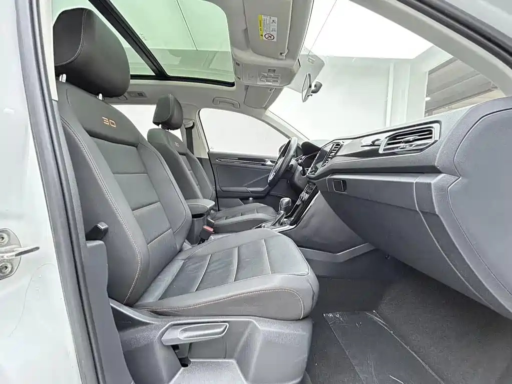 T-ROC 280 TSI DSG 2 WD Comfort Connected 30 Anniversary