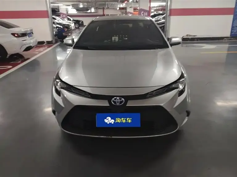 Toyota Levin Dual Engine 1.8 H E-CVT Leading