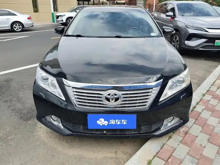 Toyota Camry 2.5 G Luxury Navigation