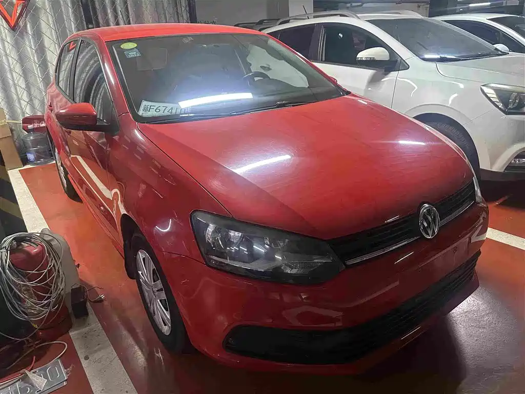 Polo 1.4 L Auto Style