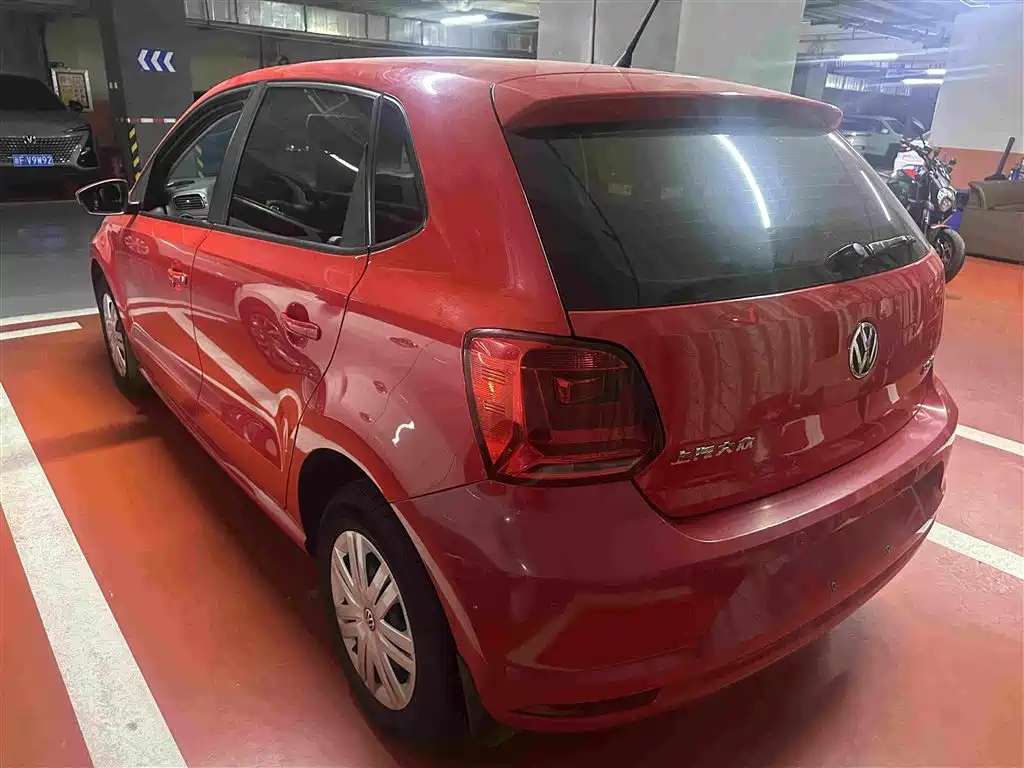 Polo 1.4 L Auto Style