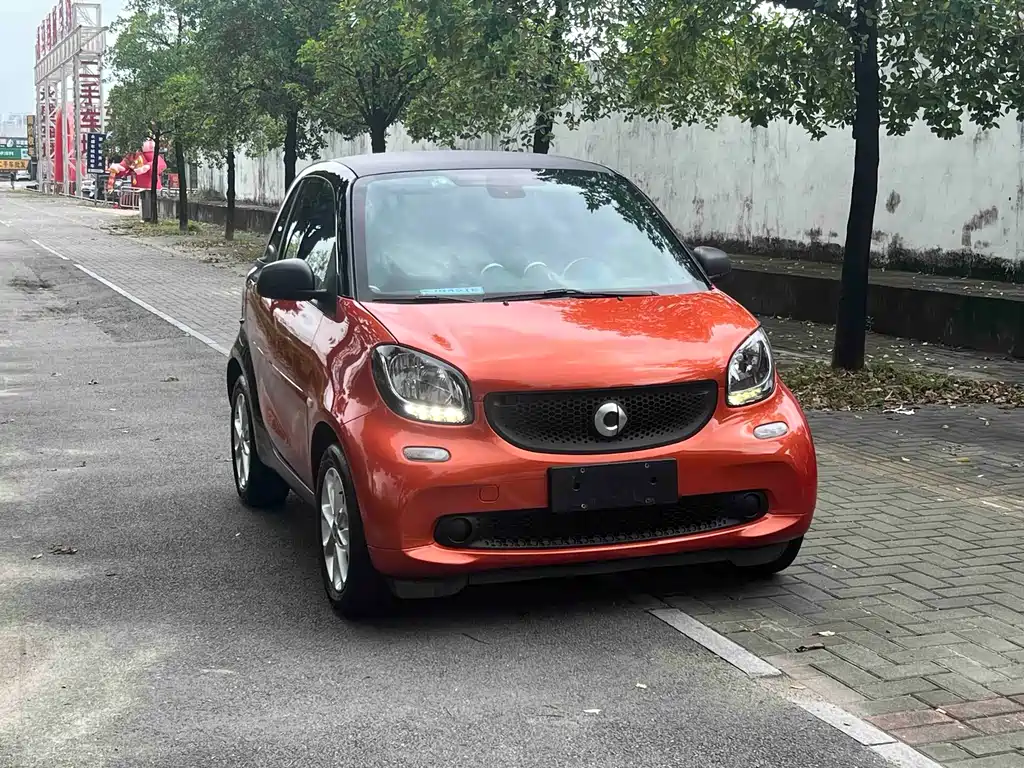 smart fortwo 1.0 L 52 kW Hardtop Agile