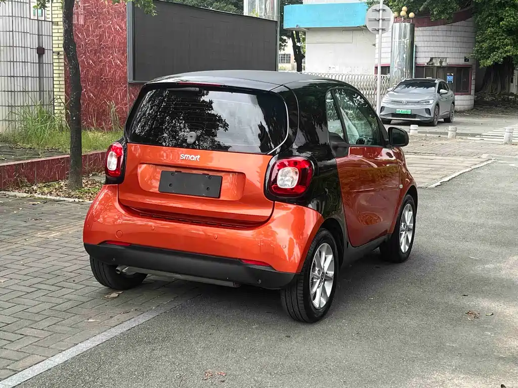 smart fortwo 1.0 L 52 kW Hardtop Agile