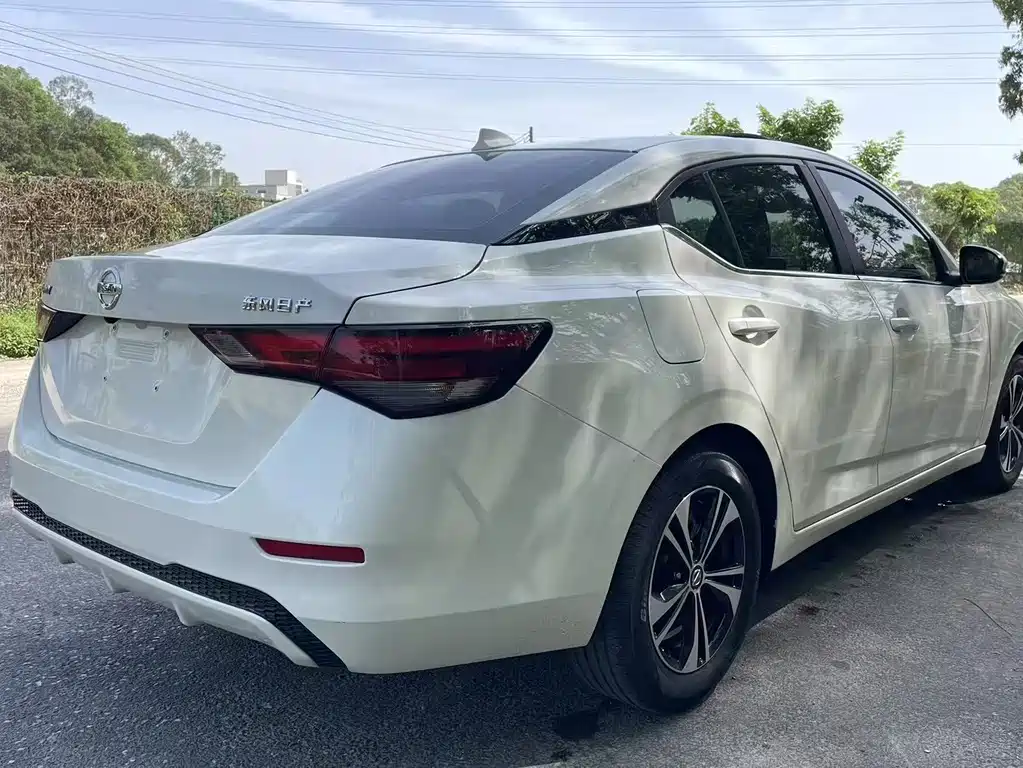 Sylphy 1.6 L XL CVT Joy