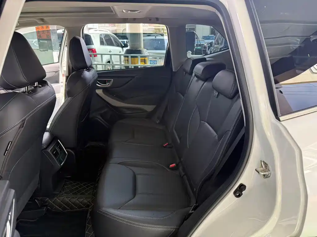 Forester 2.0 i AWD Luxury EyeSight