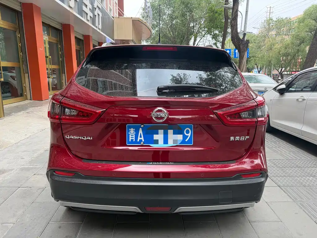 Qashqai Classic 2.0 L CVT XV+ Leading