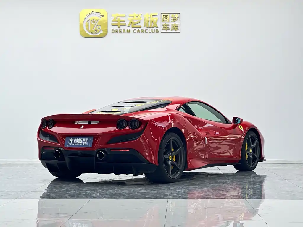 Ferrari F8 Tributo 3.9 T V8
