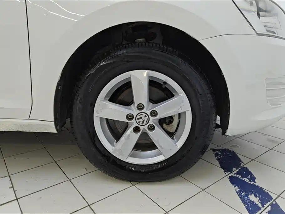 Santana 1.4 L Manual Style
