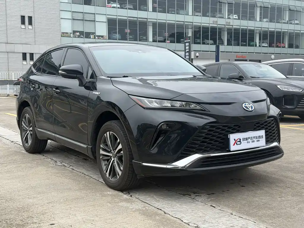 Venza 2.5 L Smart e-Hybrid Dual Engine 2 WD Luxury