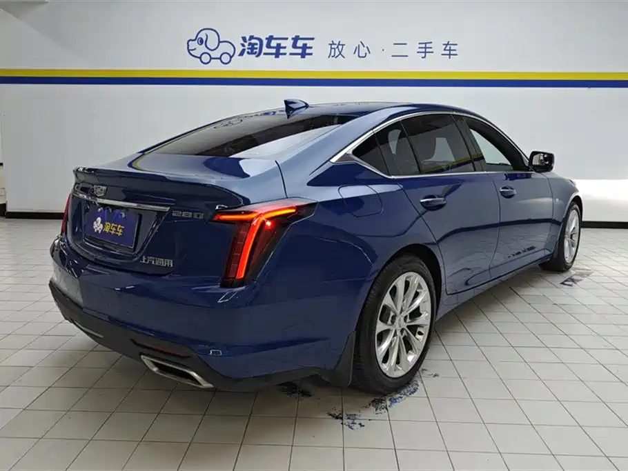 Cadillac CT5 28 T Luxury