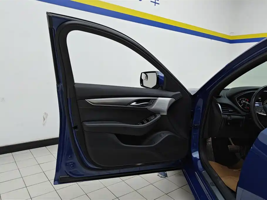 Cadillac CT5 28 T Luxury