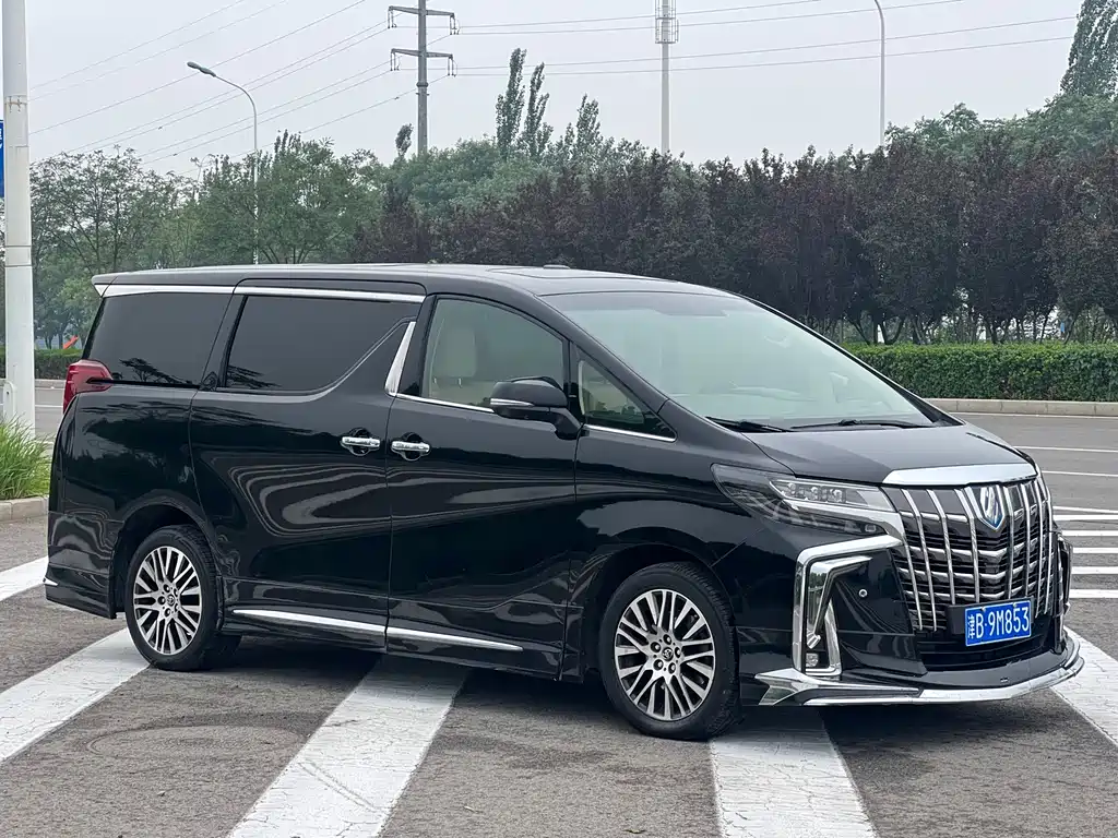 Alphard 3.5 L Distinguished