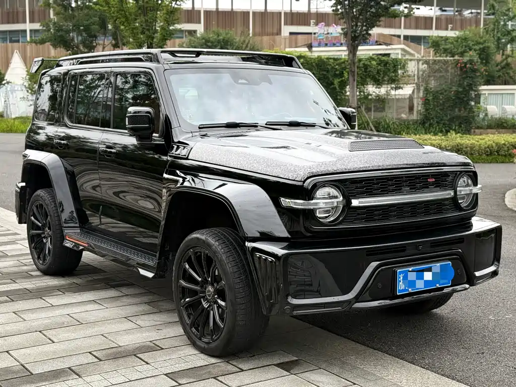 Tank 300 Co-Creation 2.0 T Cyber Knight