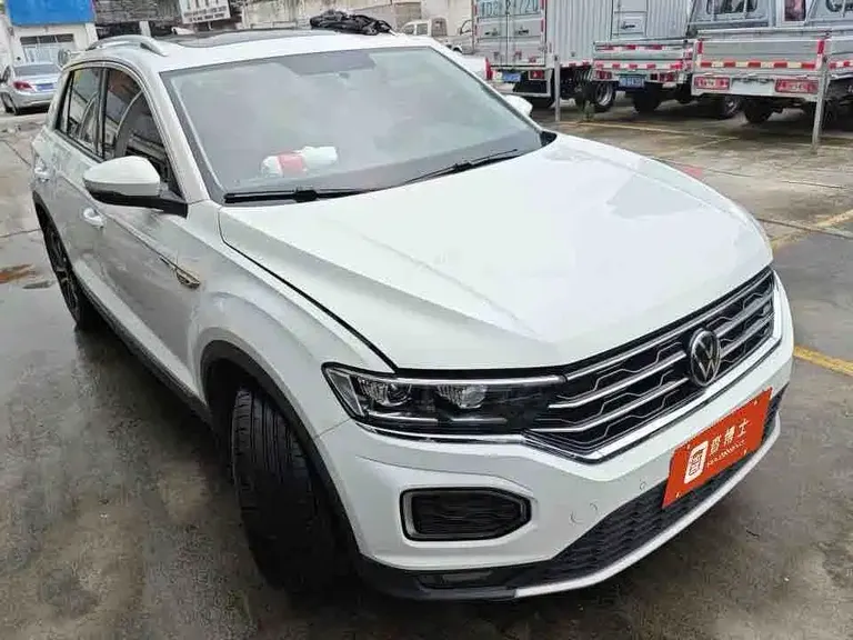 Volkswagen T-ROC 280 TSI DSG 2 WD Comfort Enjoyment PLUS
