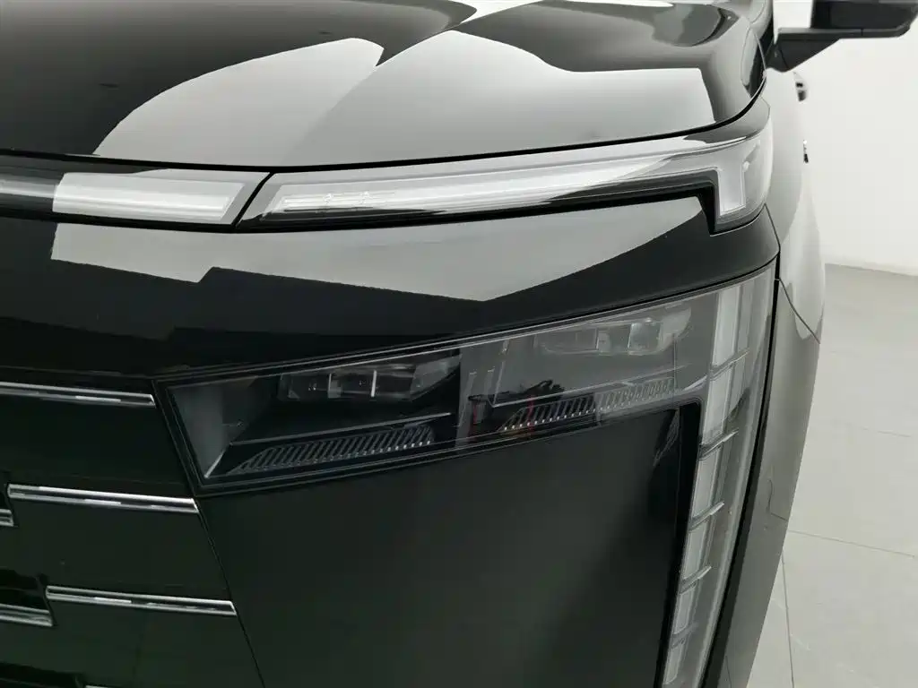 Trumpchi E8 NEV 传祺E8 PHEV 2024款 150 km MAX