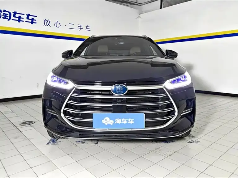 BYD Tang NEV DM-i Champion 112 KM Distinguished