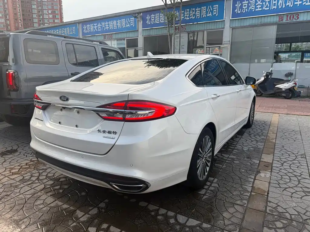 Mondeo EcoBoost 200 Luxury