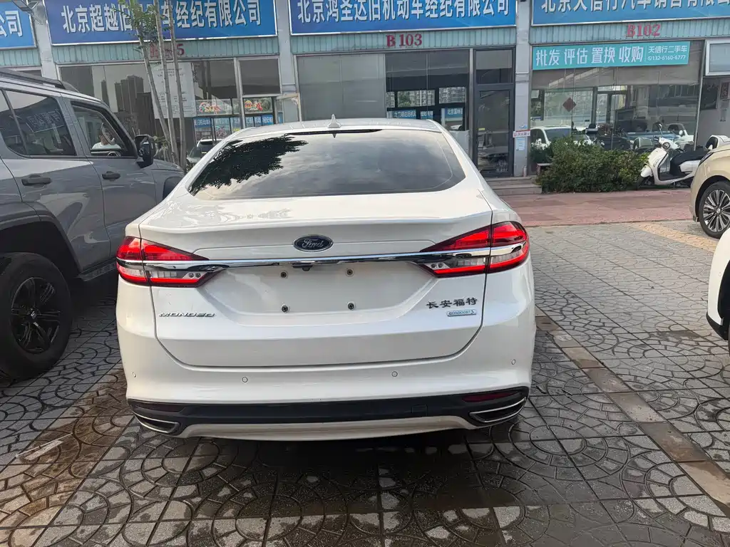 Mondeo EcoBoost 200 Luxury