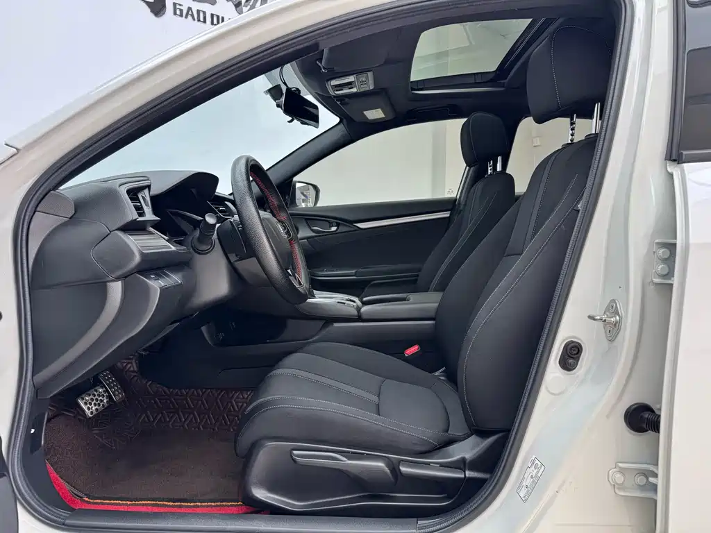Civic HATCHBACK 220 TURBO CVT Trend Cool Control