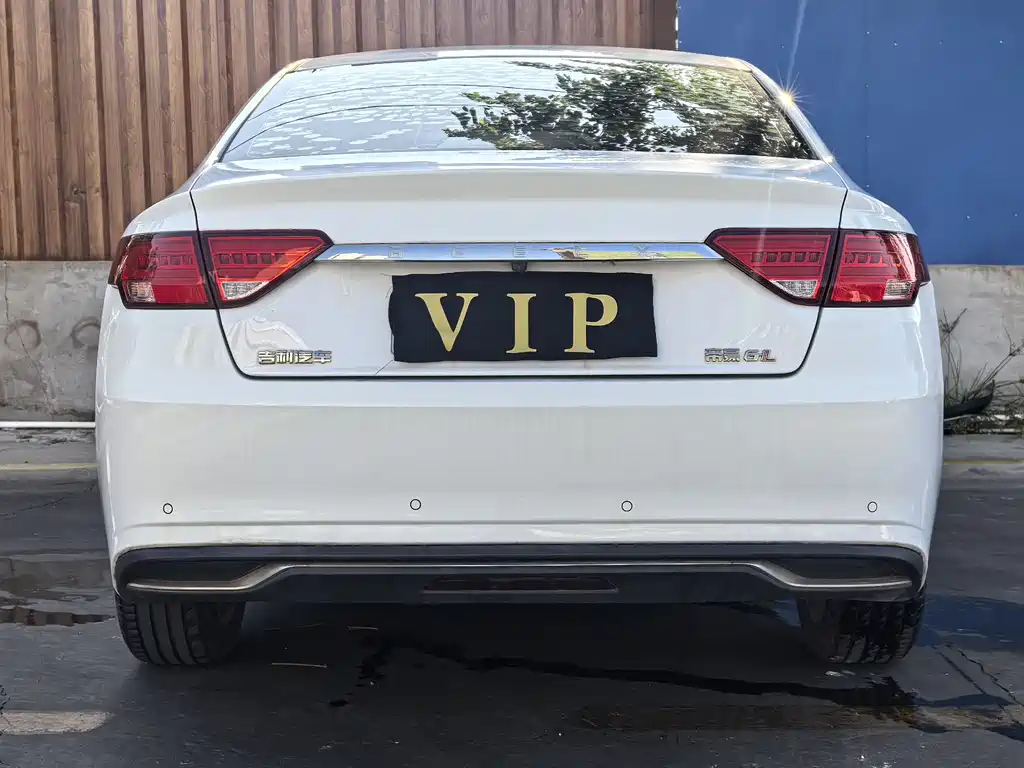 Emgrand GL 1.4 T CVT Luxury