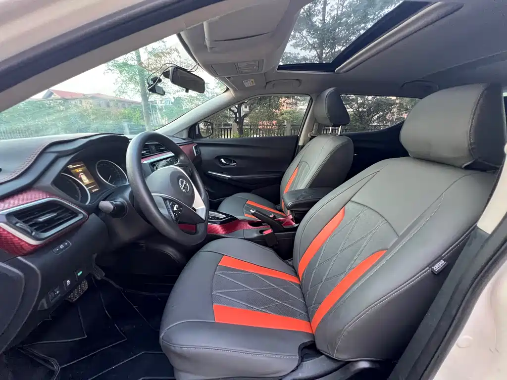Lannia 1.6 L CVT Connected Smart Cool