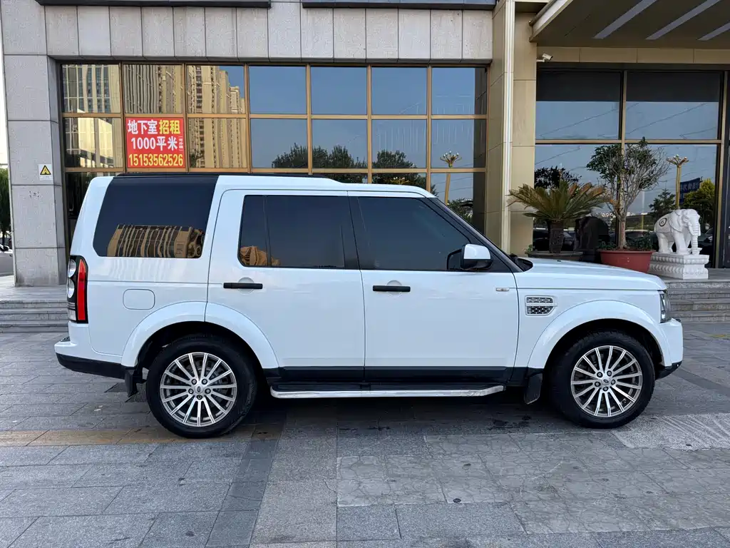 Discovery 3.0 SDV6 HSE Diesel