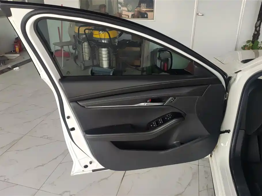 Mazda 3 Axela 2.0 L Auto Quality Elegant