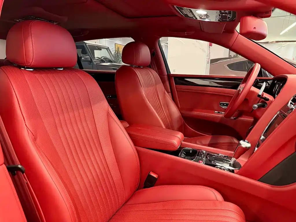 Flying Spur 4.0 T V8 S Standard