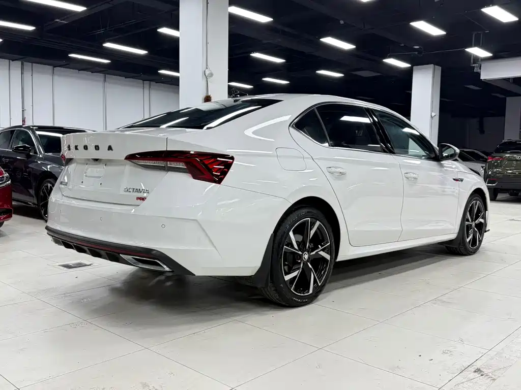 Octavia PRO TSI280 Premium