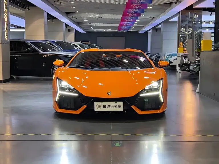 Lamborghini Revuelto 6.5 L PHEV Standard