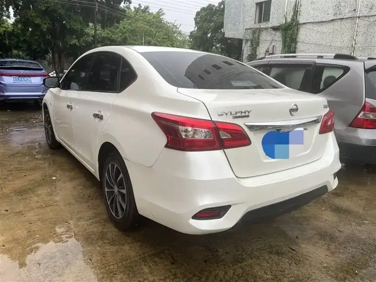 Nissan Sylphy Classic 1.6 XL CVT Luxury
