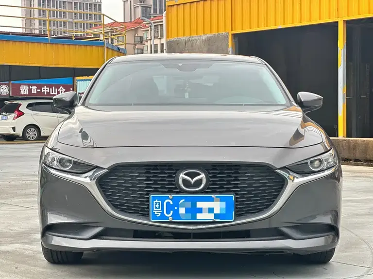 Mazda 3 Axela 1.5 L Auto Quality Beauty