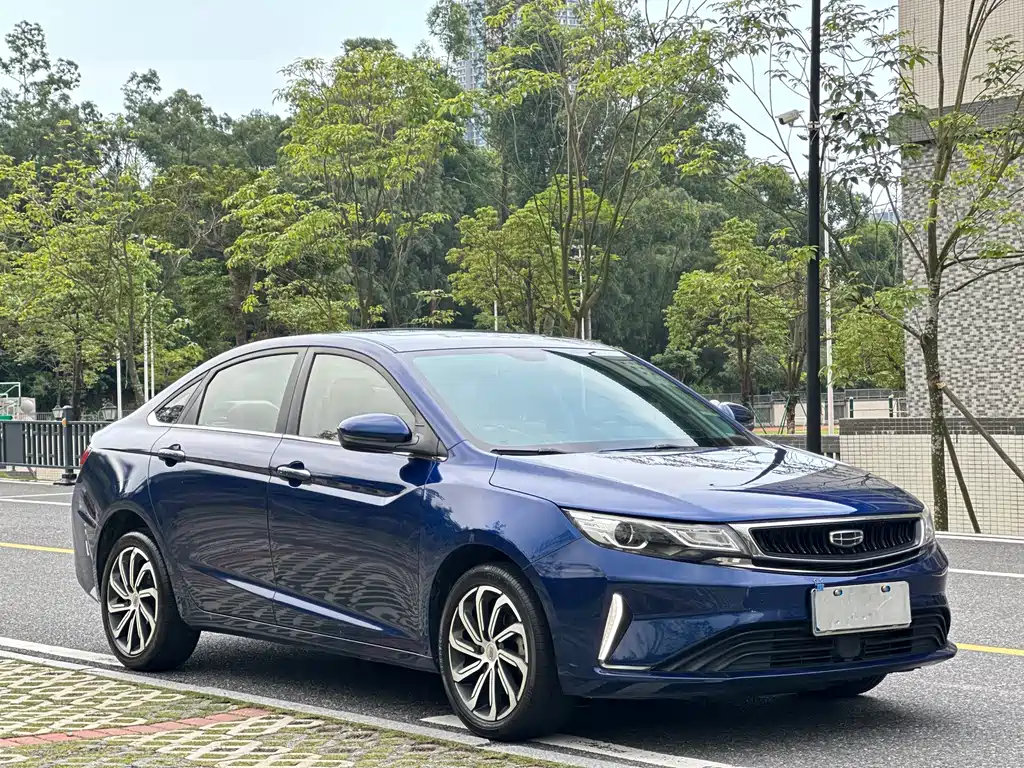 Emgrand GL 1.4 T CVT Distinguished