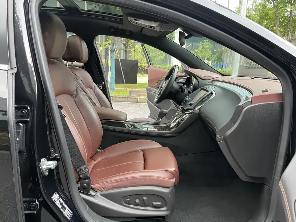 LaCrosse 3.0 L SIDI V6 Smart Enjoyment Flagship