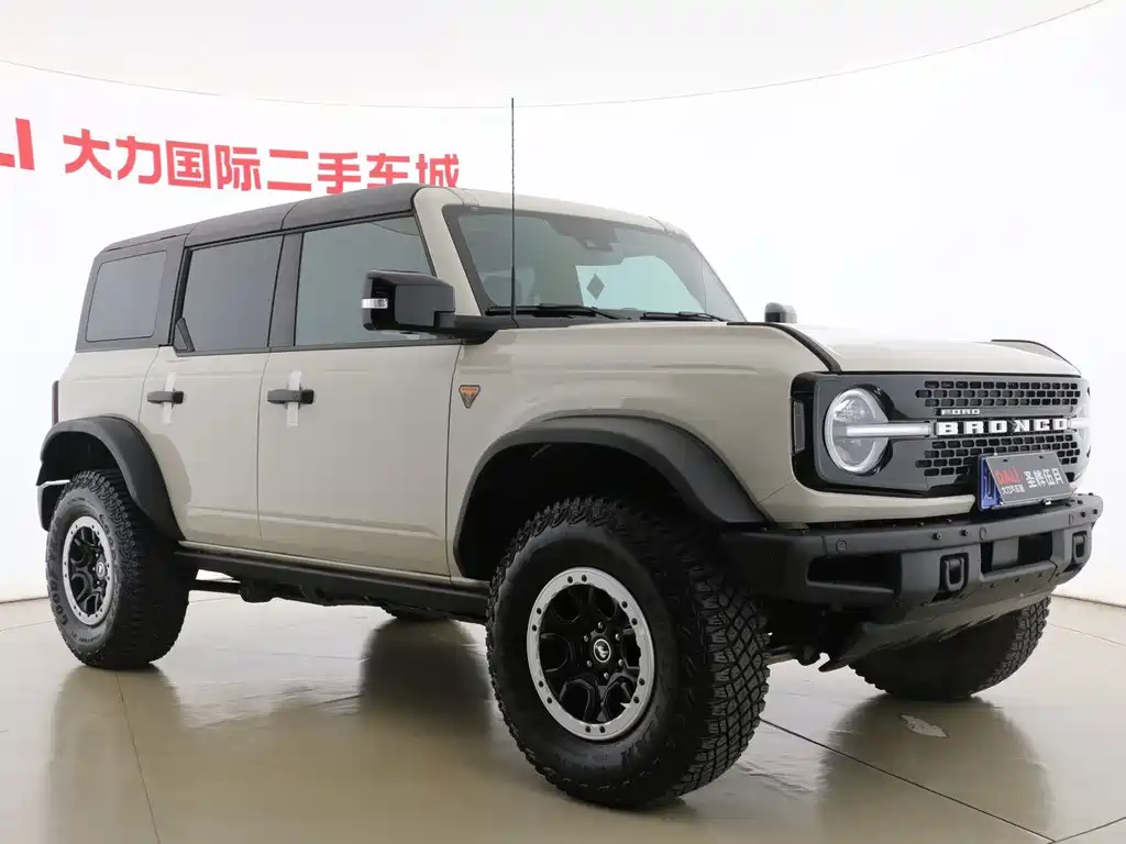 Ford Bronco 2.3 T Badlands