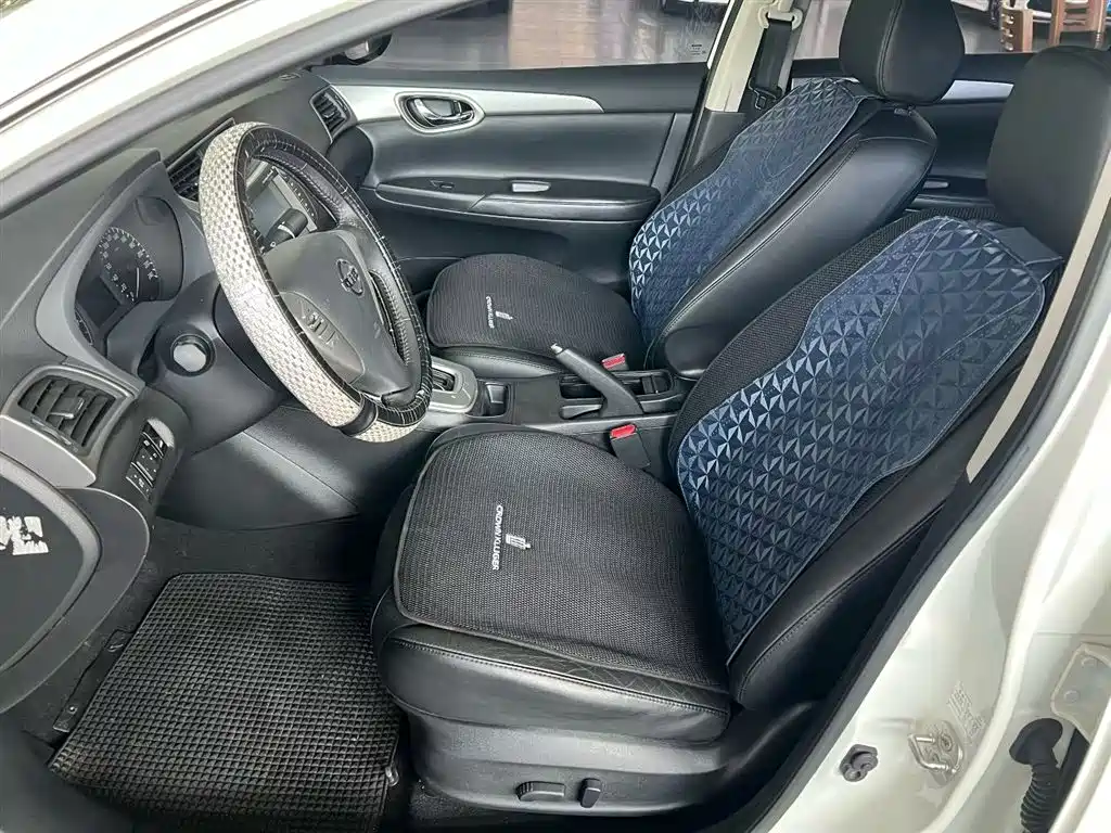 Sylphy 1.6 XV CVT Premium