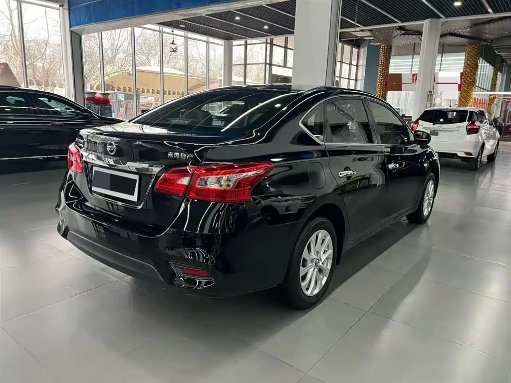 Sylphy Facelift II Classic 1.6 XE CVT Comfort