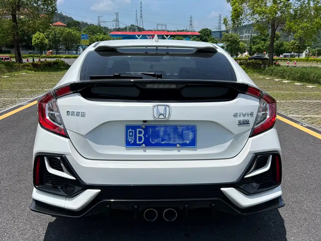 Civic HATCHBACK 220 TURBO CVT New Sharp Control