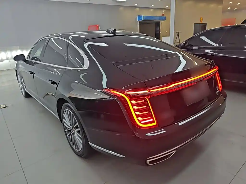 Hongqi H9 2.0 T Connected Flagship Enjoyment