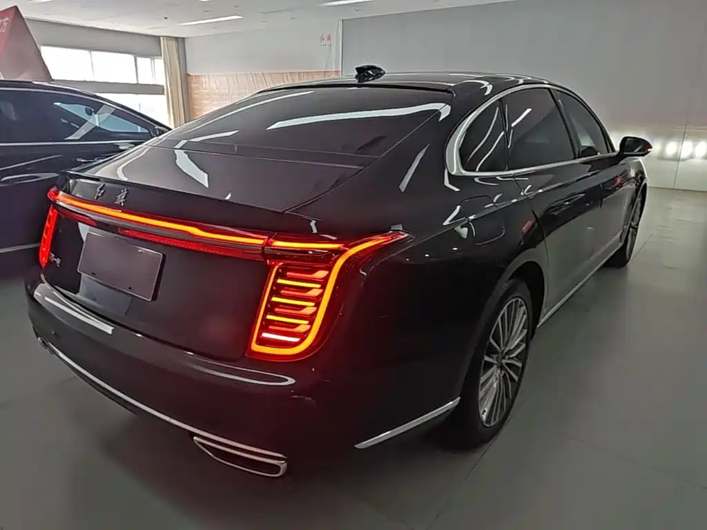 Hongqi H9 2.0 T Connected Flagship Enjoyment