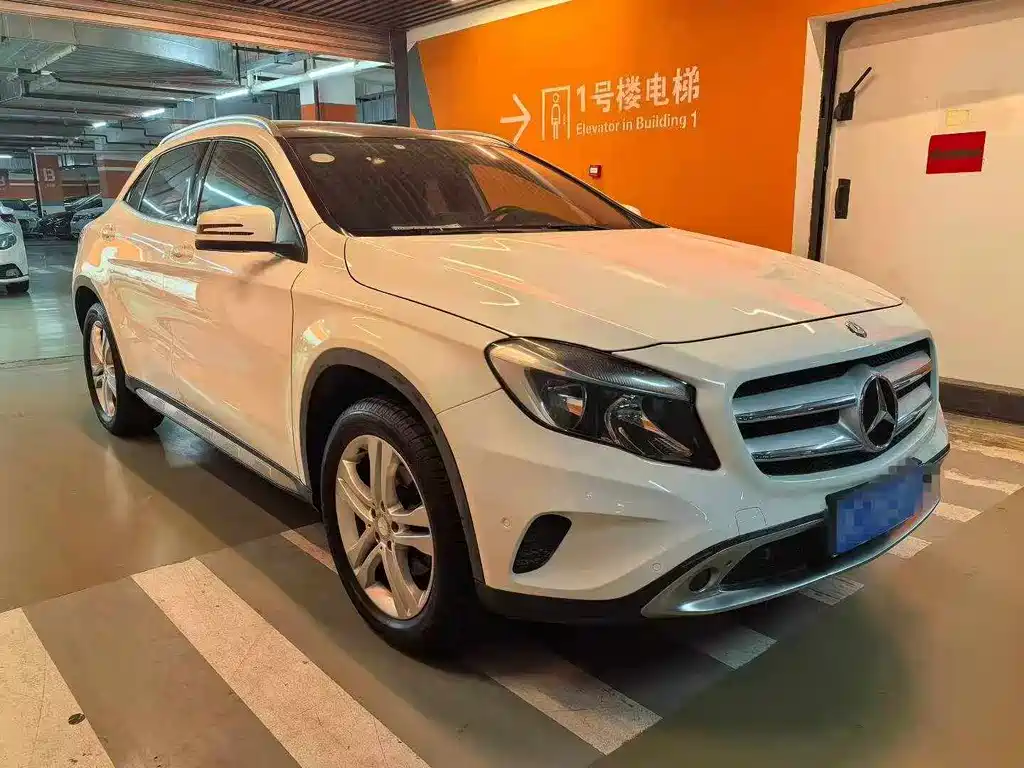 Mercedes-Benz GLA GLA 200 Dynamic