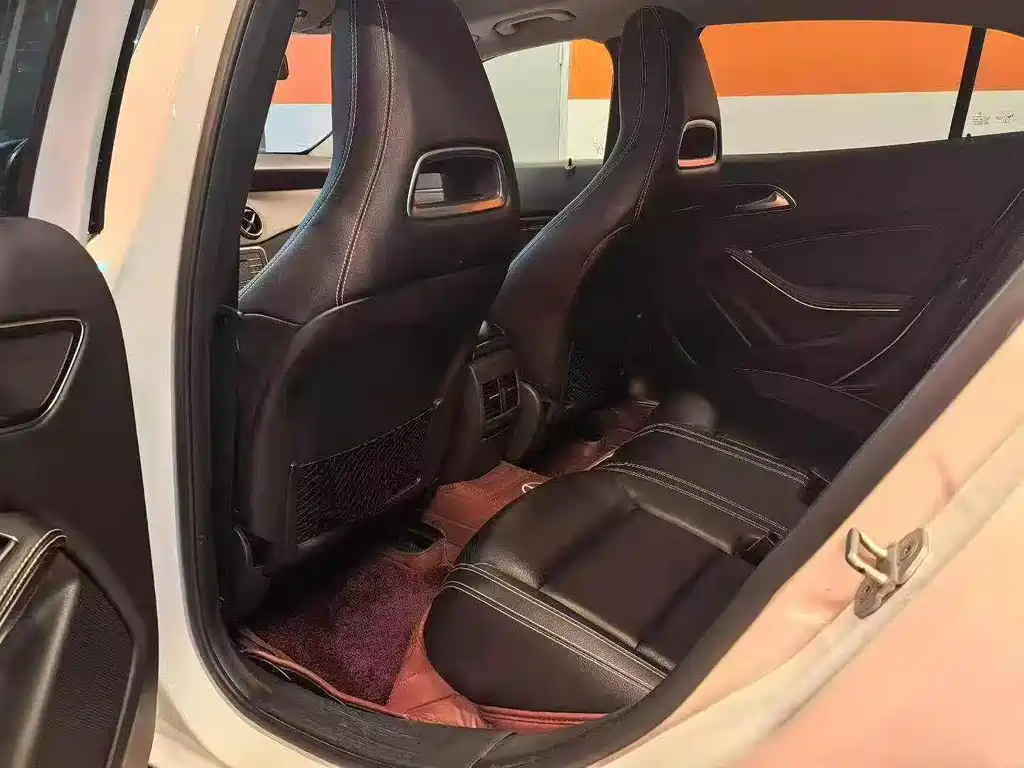 Mercedes-Benz GLA GLA 200 Dynamic
