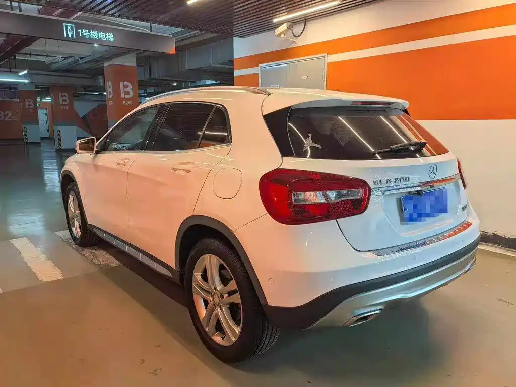 Mercedes-Benz GLA GLA 200 Dynamic
