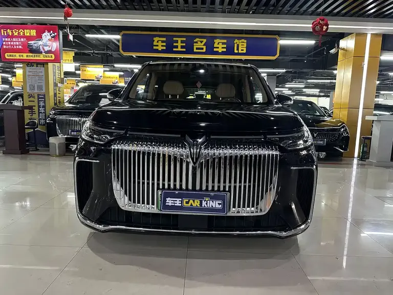 Voyah Dreamer PHEV 4 WD Flagship Kunpeng