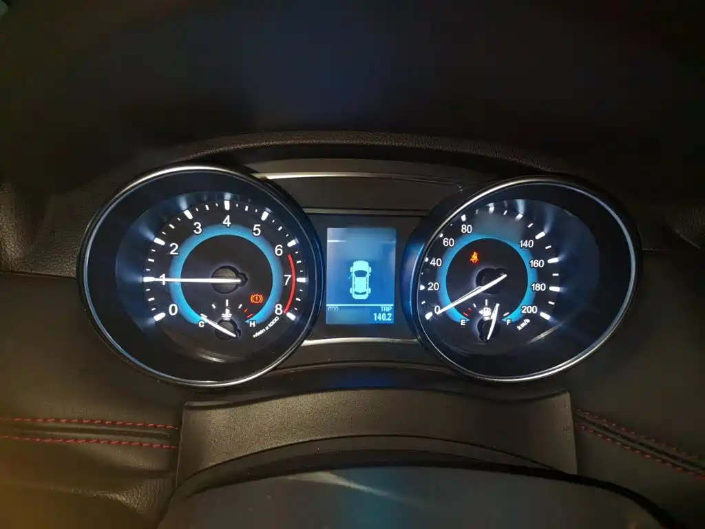 Haval H1 哈弗H1 2017款 蓝标 1.5 L AMT标准型