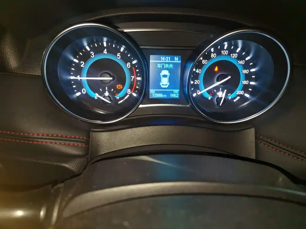 Haval H1 哈弗H1 2017款 蓝标 1.5 L AMT标准型