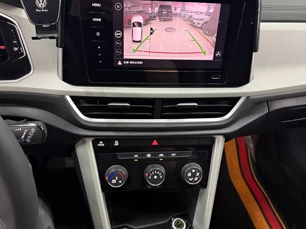 T-ROC 280 TSI DSG 2 WD Time