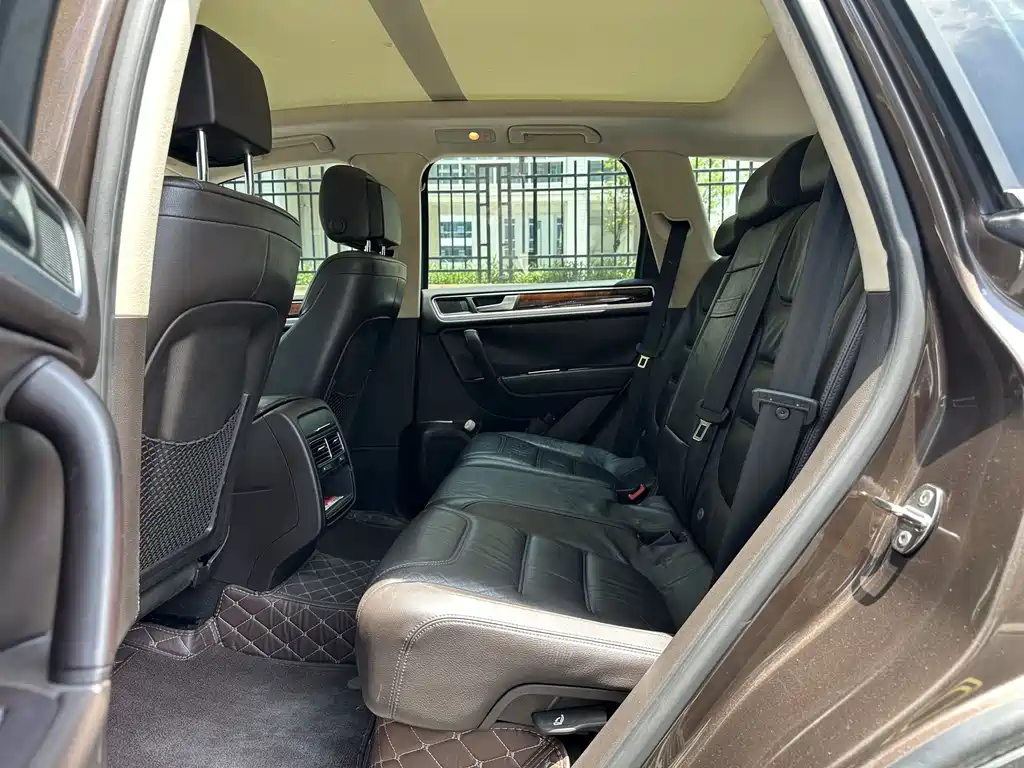 Touareg 3.0 TSI Standard Config