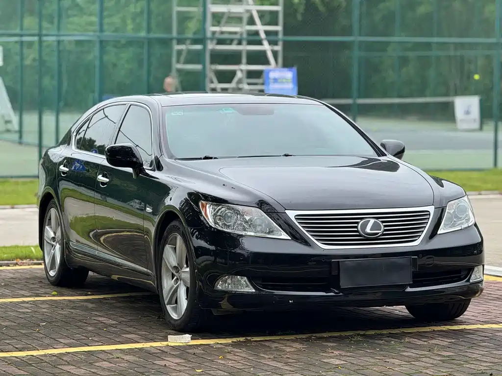Lexus LS 460 L Luxury
